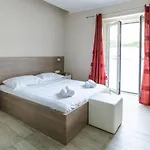 Luxury 4 Star In The Old Town Apartman *