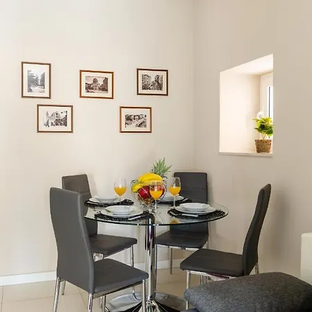 Daire Luxury 4 Star In The Old Town Zadar