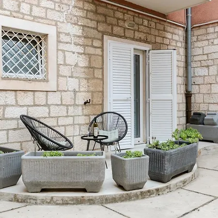 Luxury 4 Star In The Old Town Zadar