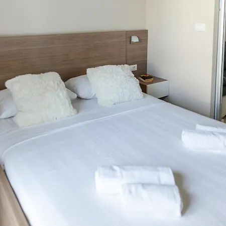 Luxury 4 Star In The Old Town Apartment *
