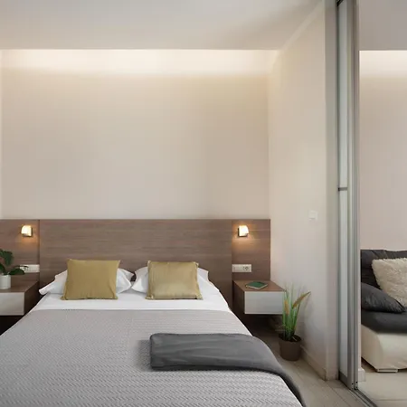 Luxury 4 Star In The Old Town Appartamento *