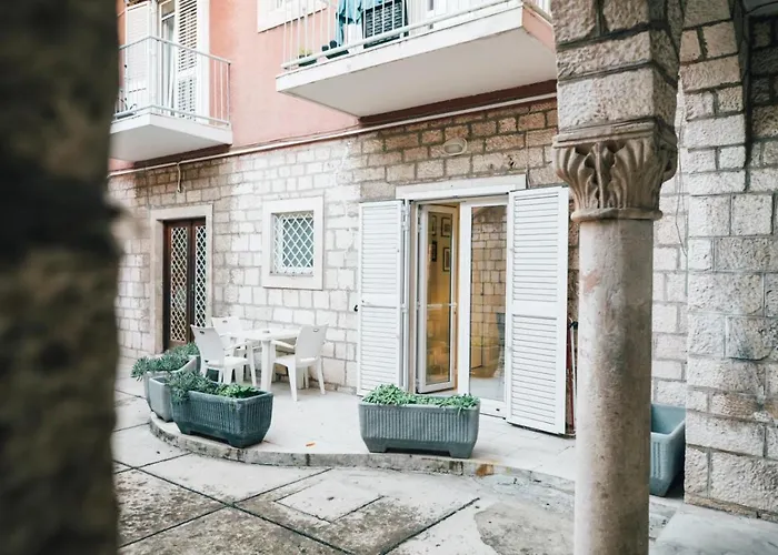 Luxury 4 Star In The Old Town Apartamento