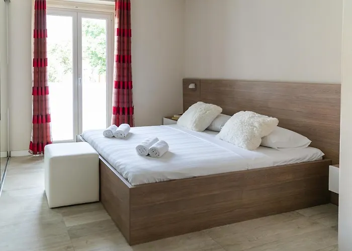 Luxury 4 Star In The Old Town * Задар