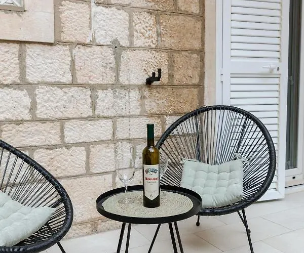 Luxury 4 Star In The Old Town Apartamento Zadar
