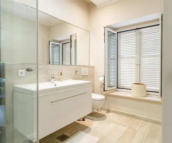 Luxury 4 Star In The Old Town Apartamento *