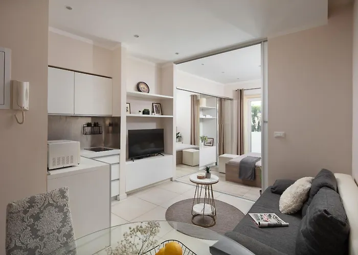 Luxury 4 Star In The Old Town Apartamento *