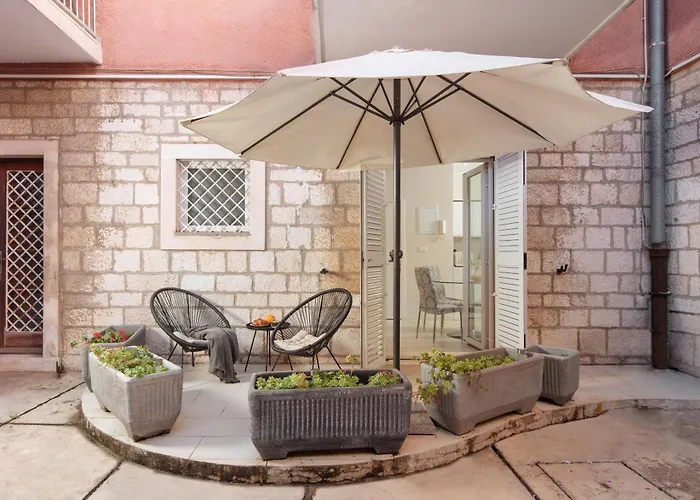 Luxury 4 Star In The Old Town Апартаменты Задар
